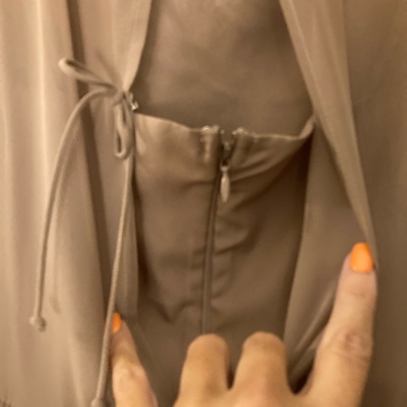 Lauren Conrad Runway brand new w tags. Tea length w tulle bottom - Picture 6 of 8